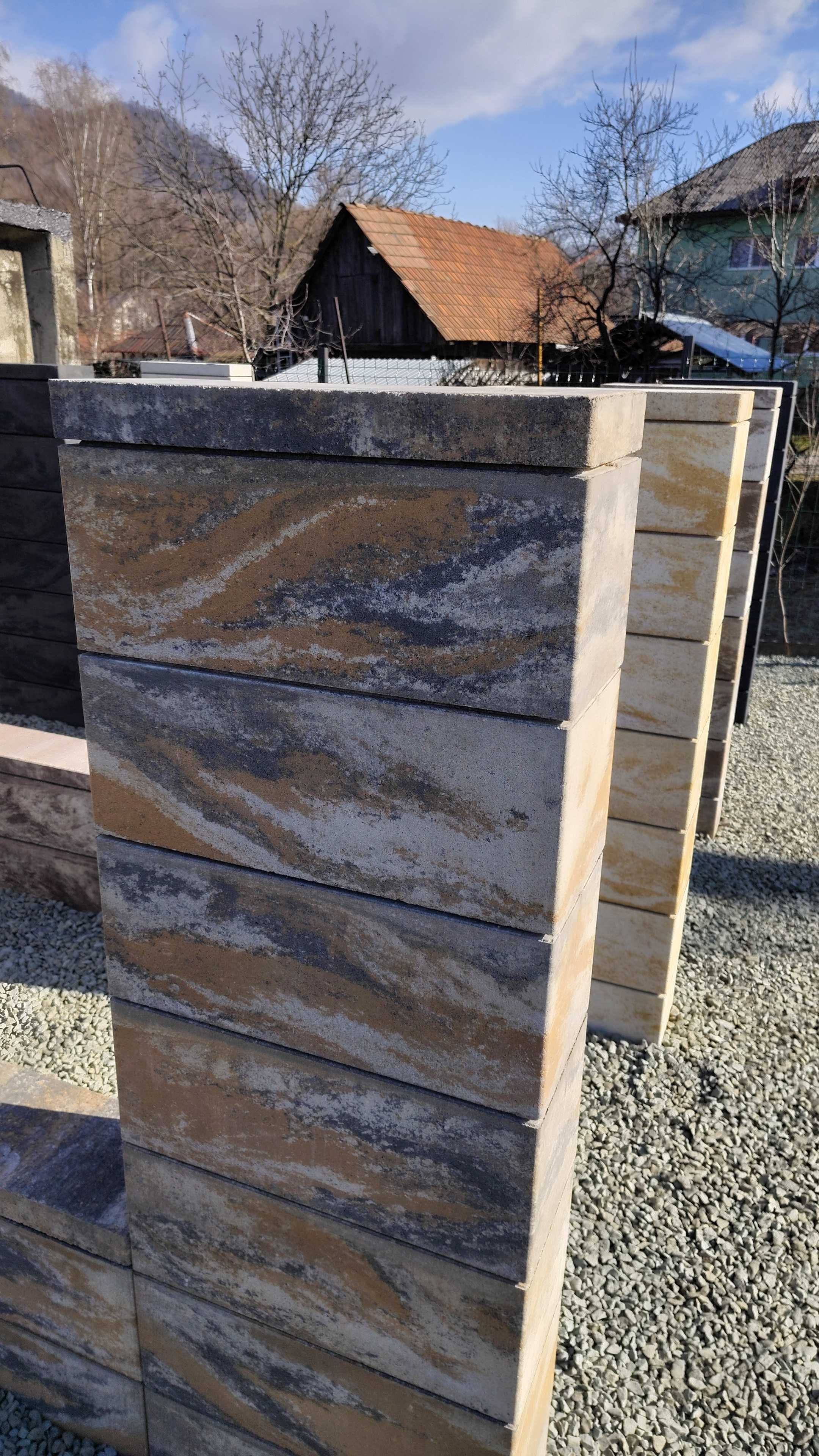 Boltari de gard modular