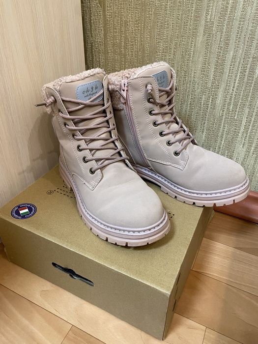 Детские ботинки