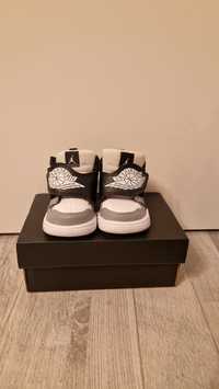 Vând Sky Jordan 1(TD)