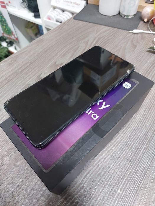 Продам Samsung S20 Ultra на 128гб