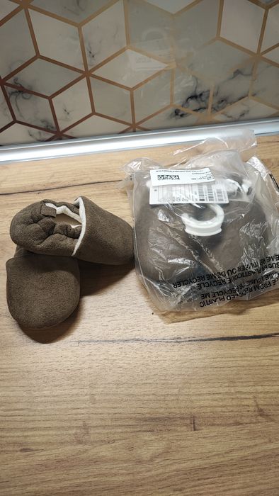 Детски пантофи и топлинки за в количката от 18 н.  до 23 н.