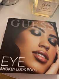 GUESS Eye Smokey Look Book - paleta de make-up
