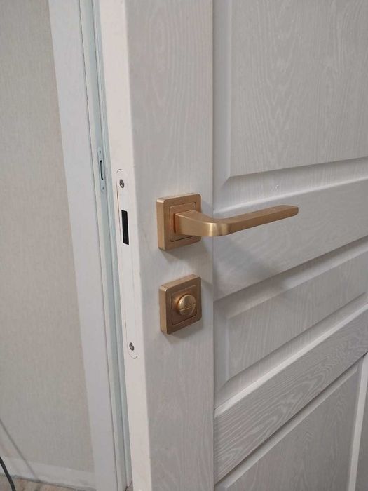 Есік қою. установка двери