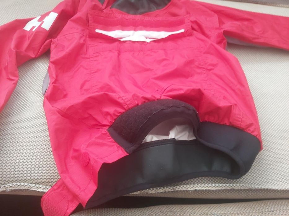 Детско тънко горнище на Helly Hansen