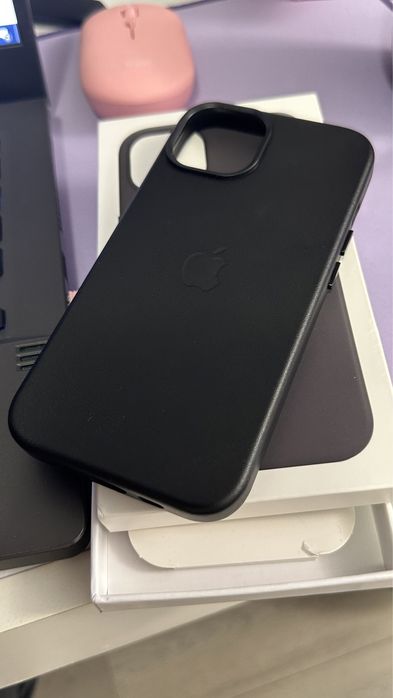 Husa Iphone 14 Piele Neagra Originala