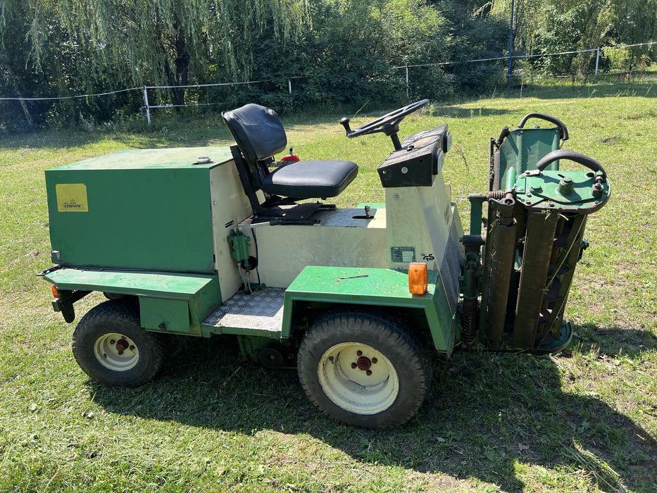 Tractor tuns gazon si iarba profesional Sabo Roberine tractoras