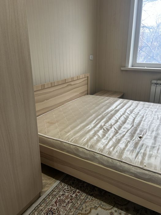 Продаю спальный гарнитур. Самовывоз.