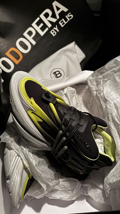 Adidasi Balmain original acte