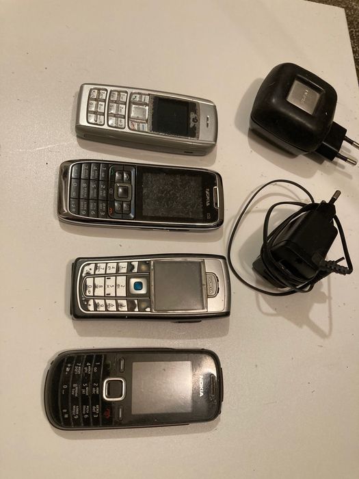 GSM телефонни апарати