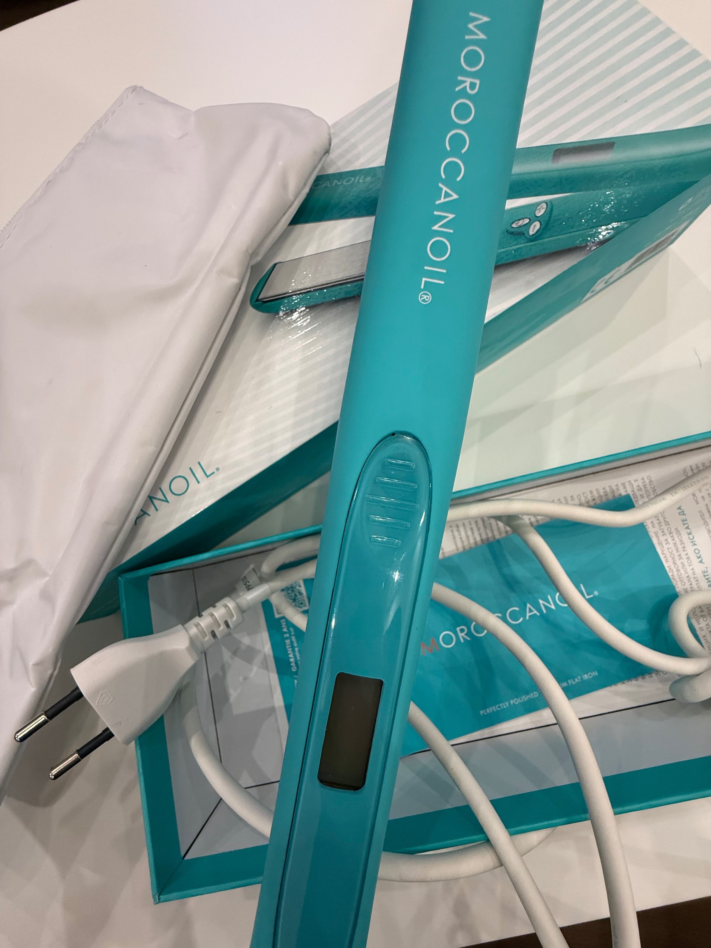 Moroccanoil Titanium Flat Iron