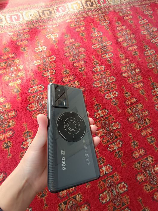 Продам Poco F5 pro