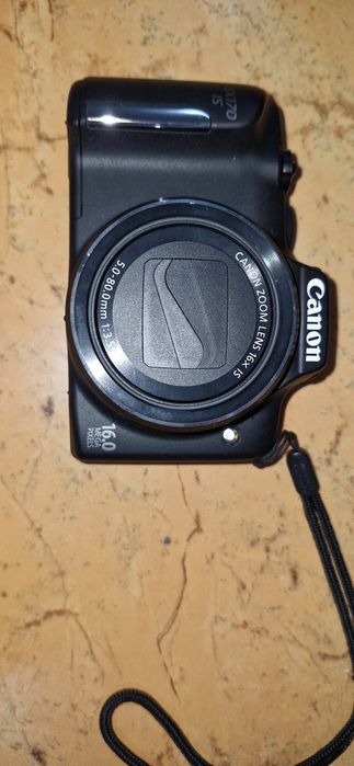 Фотоапарат Canon