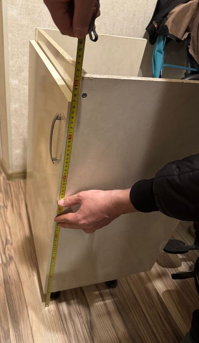 Продается тумба под мойку