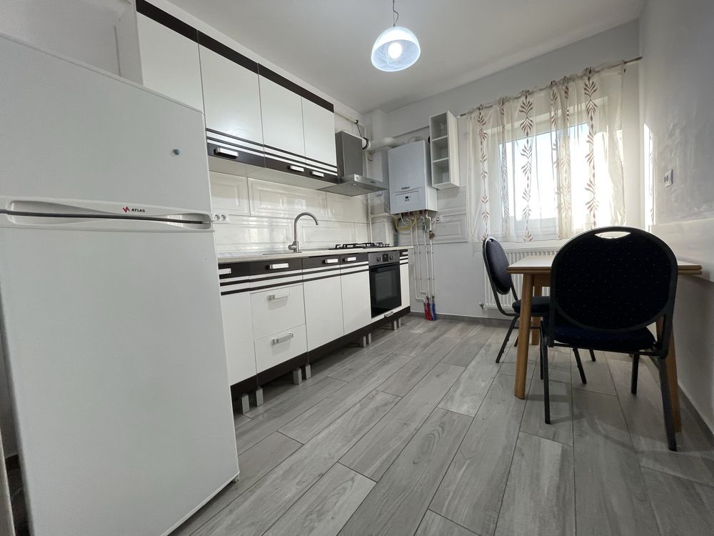 Proprietar Inchiriez Apartament cu 2 Camere Parcare Moara de vant