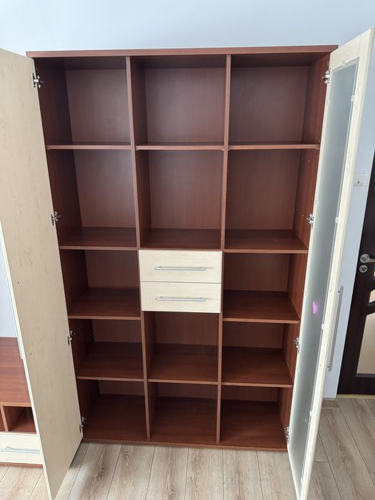 Vând set de mobilier pentru sufragerie