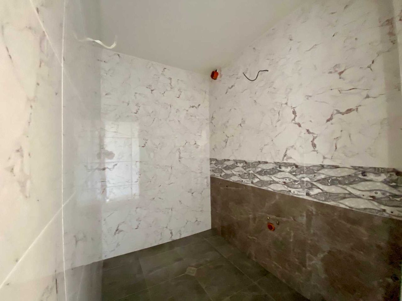 Продава се Двустаен апартамент в Разлог - 86 кв.м за 1251 €/кв.м - Снимка #6