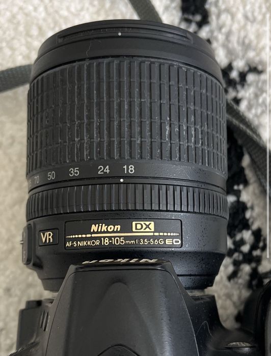 Nikon D7000 + obiective (info in descriere)