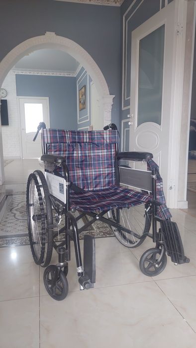 Инвалидная коляска