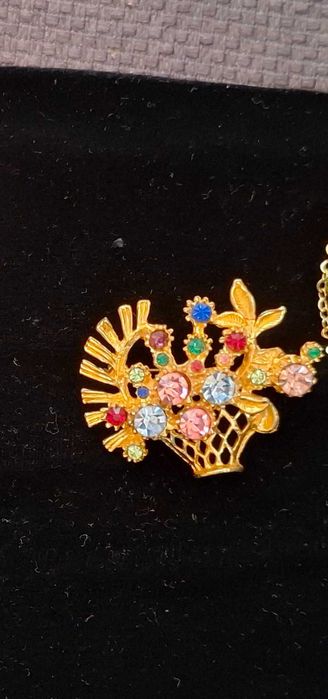 Брошки от 60-70-те години