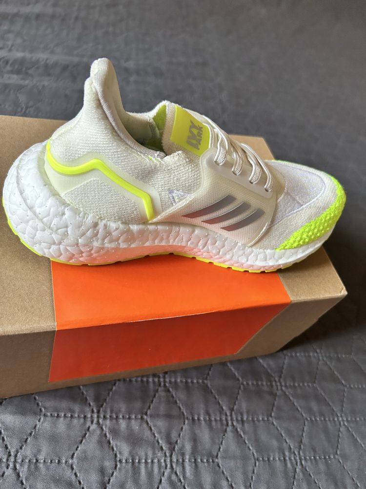 Adidas 30,5 размер-нови