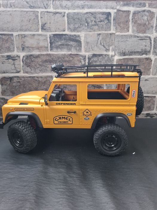Masinuta Land Rover Defender - 4x4 - Telecomanda