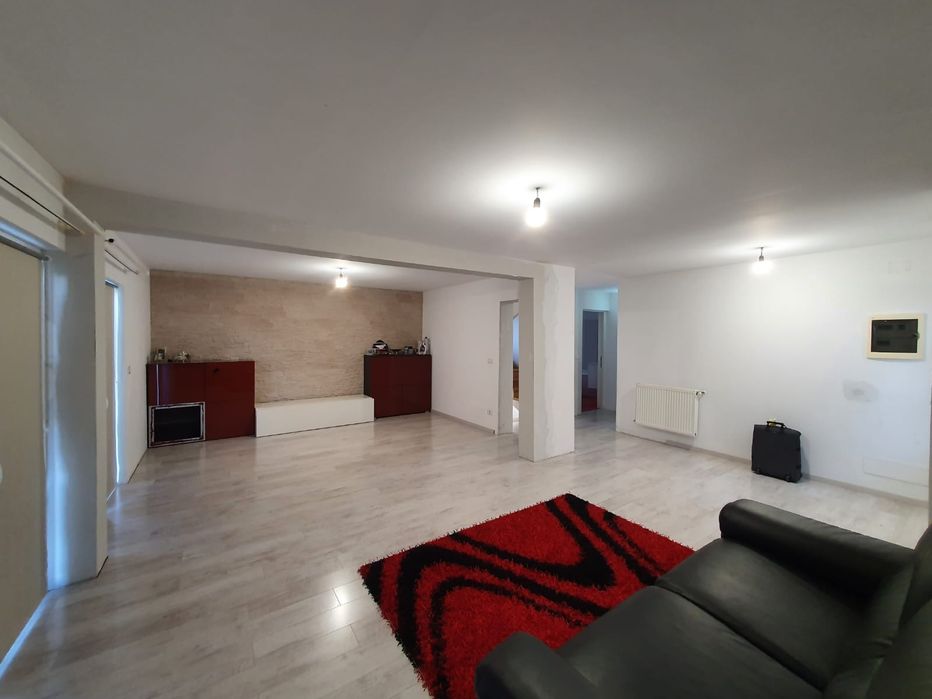 Casa individuala D+P+M burdujeni cartierul tinereții 225 mp