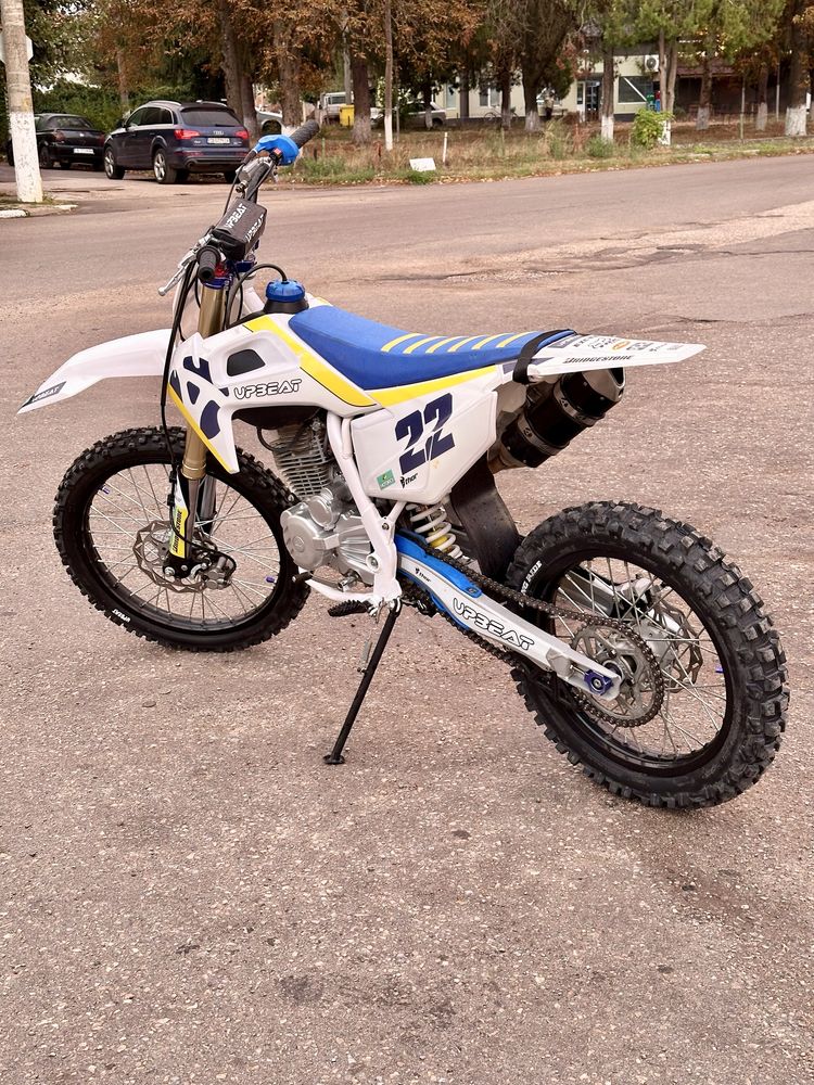 Кросов Мотор 250кубика,Upbeat 250cc