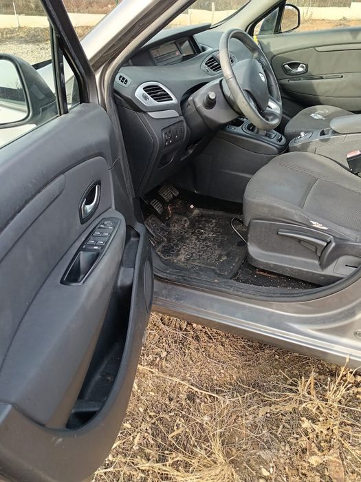 Vand Renault Scenic 1.5 dci