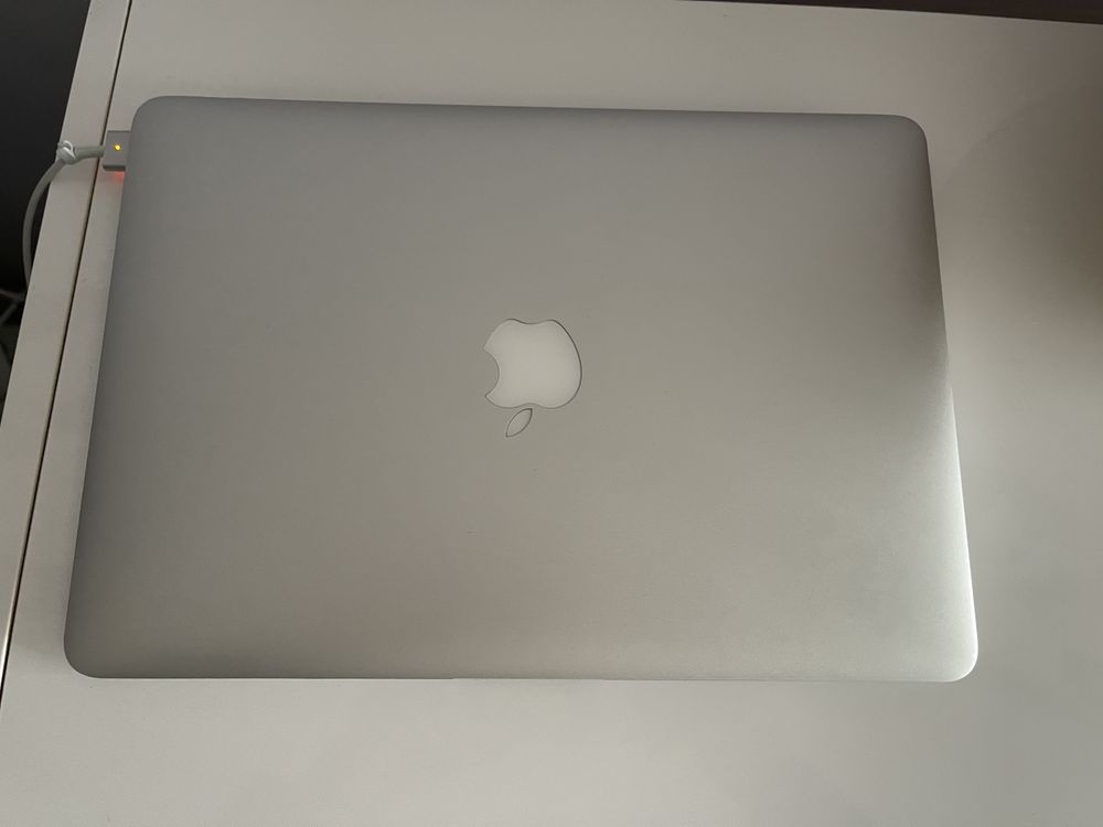 MacBook Air 13’’ A1466 Ca Nou