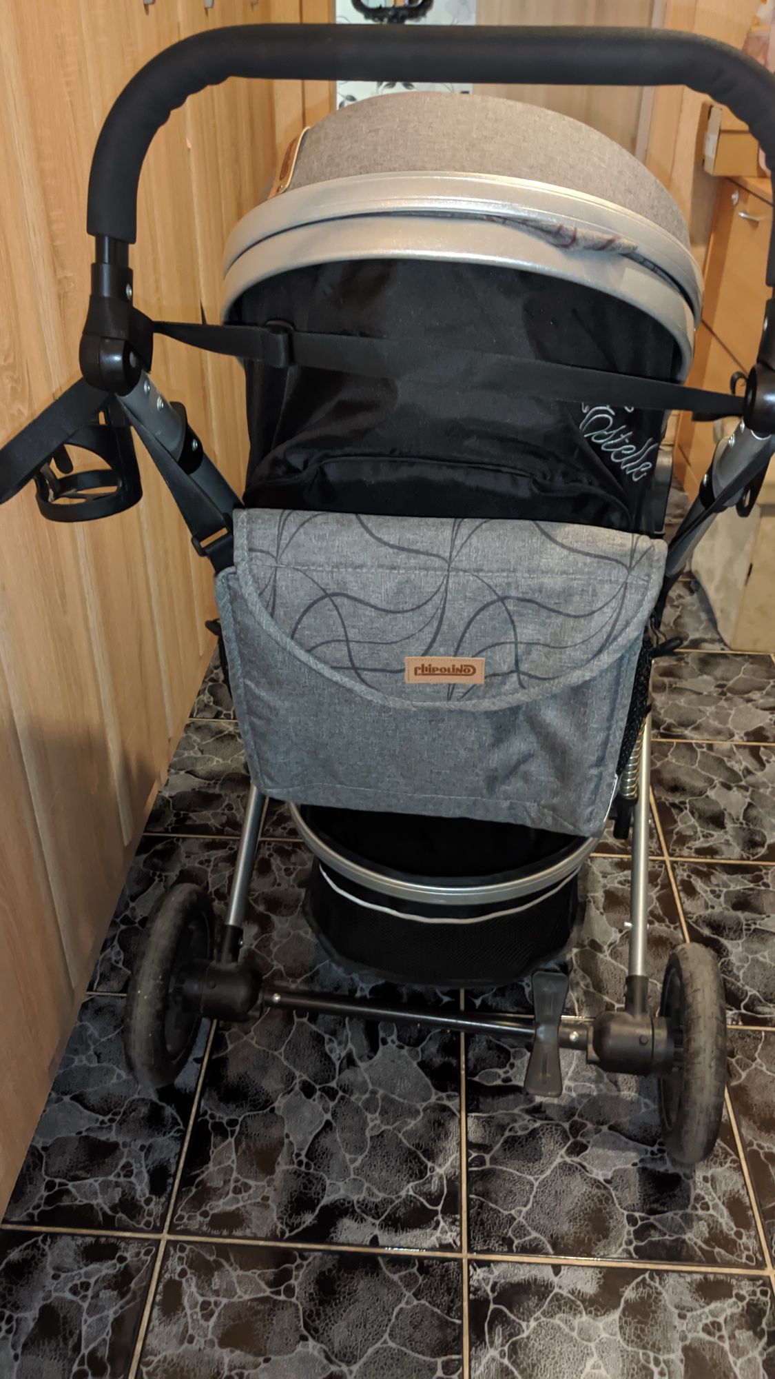 Бебешка количка и стол за кола-кошница Чиполино Естел