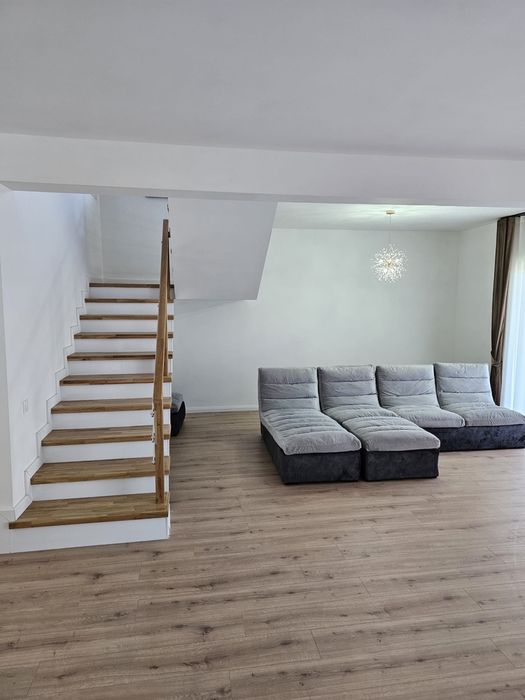 Casa de vanzare sau de inchiriat langa Pitesti