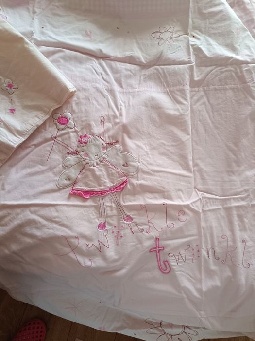 Детско спално бельо за момиче.
