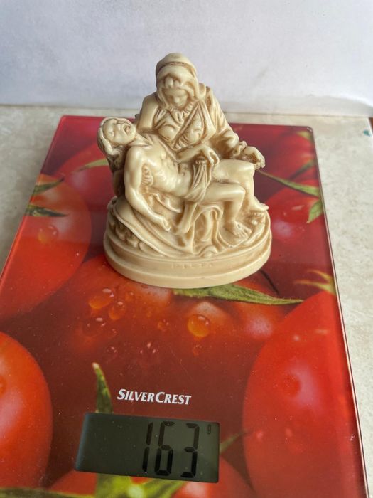 Sculptura Pieta Isus Maria figurina Statuie ,crestinism stare f buna