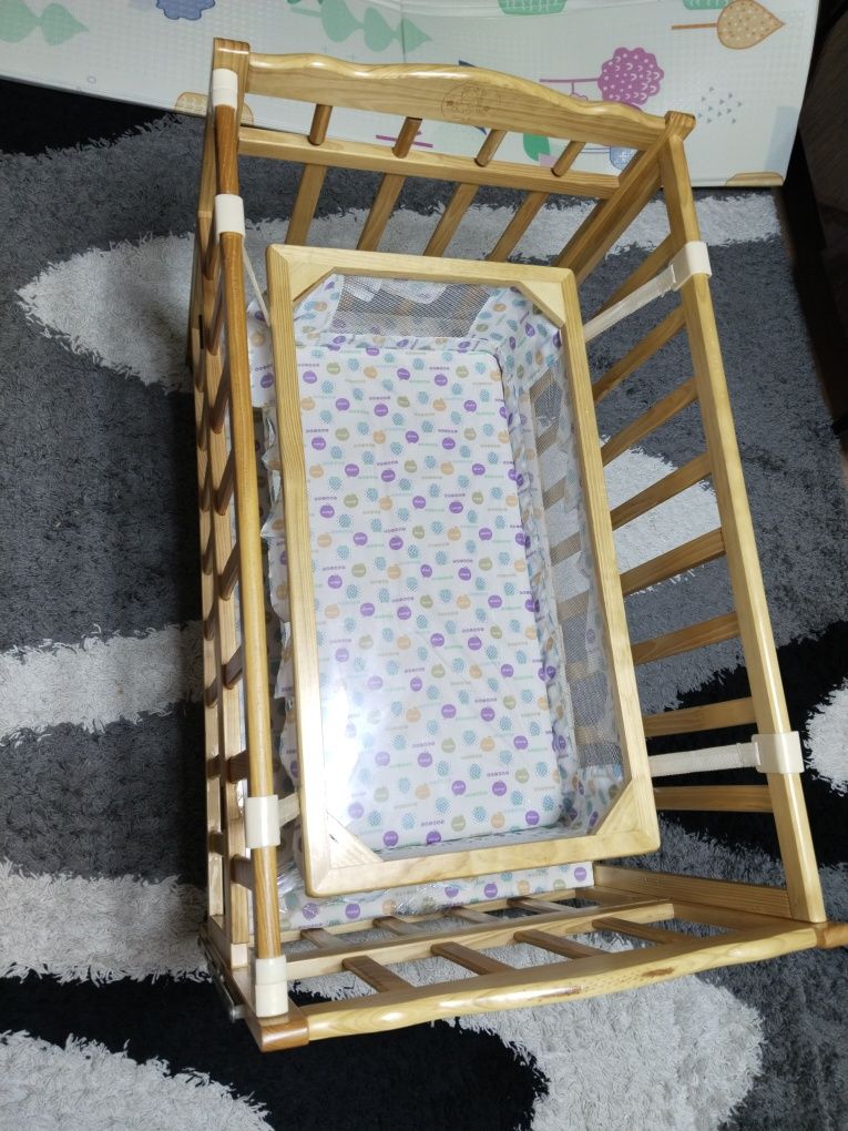 Детская кроватка от рождения до трёх лет!