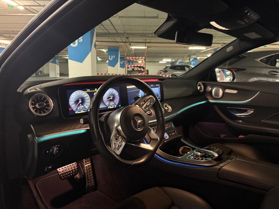 Vand mercedes-benz E200