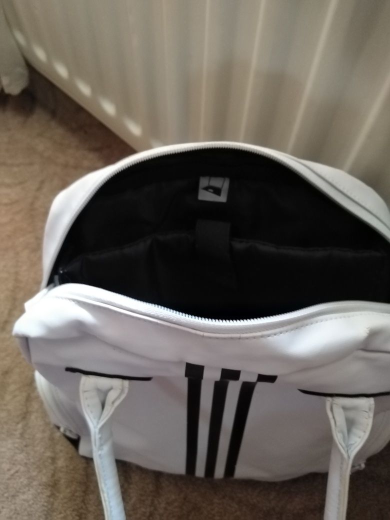 Дамска чанта Adidas