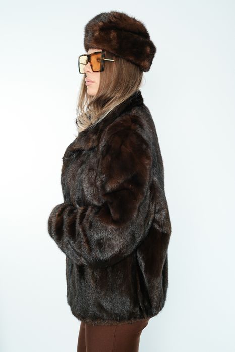 Haina din blana naturala de vizon