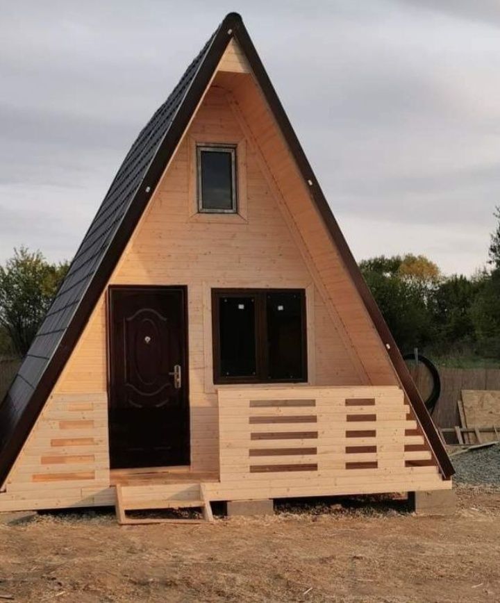 Realizez cabane tip a