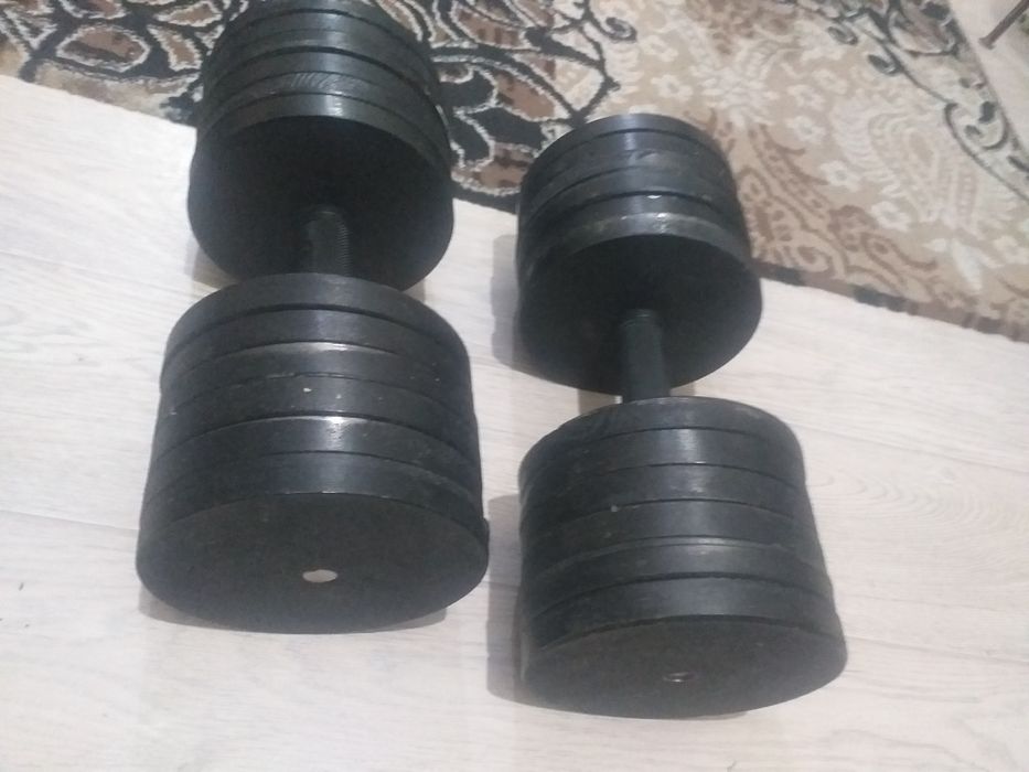 Gantel sotiladi 2 x 30 kg hammasi 60 kg