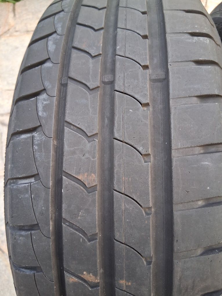 195 60 16 Goodyear