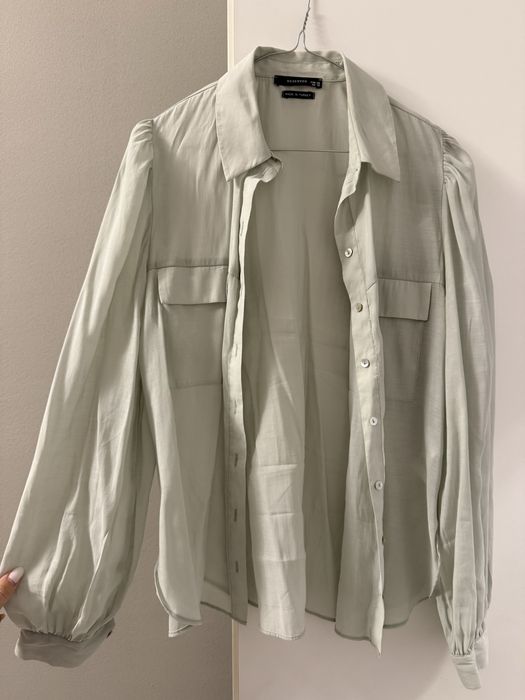 Vand haine din garderoba personala