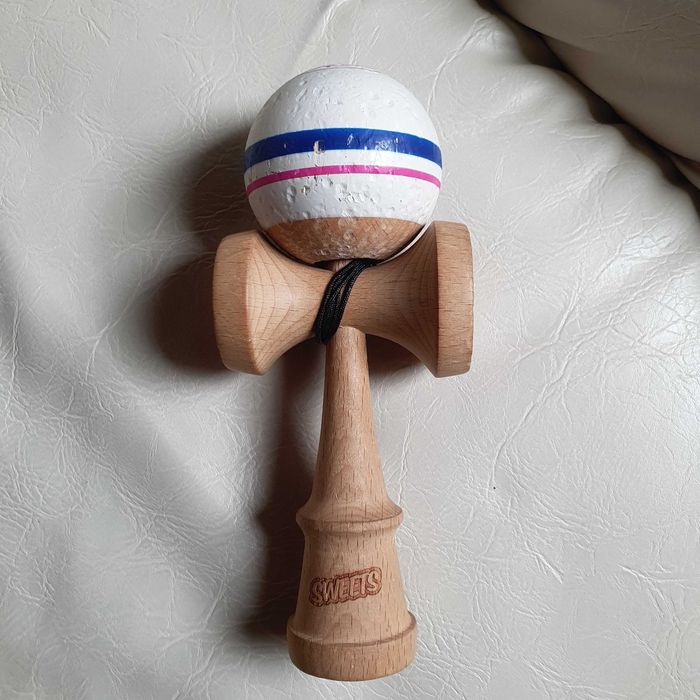 Kendama Sweets Sport Stripe Blitz