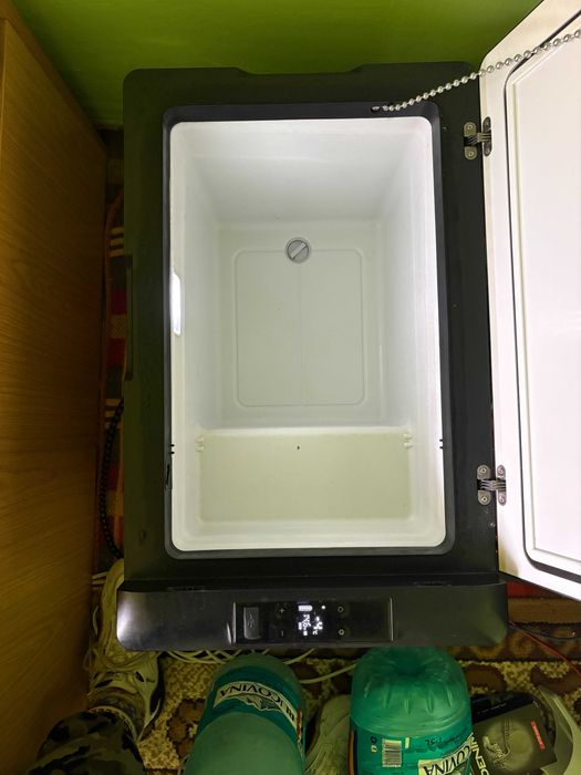 Frigider auto 12-24 v 40 l