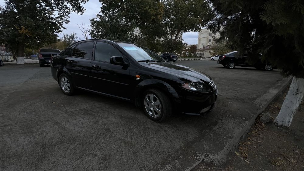 Jentra qora radnoy 12000$