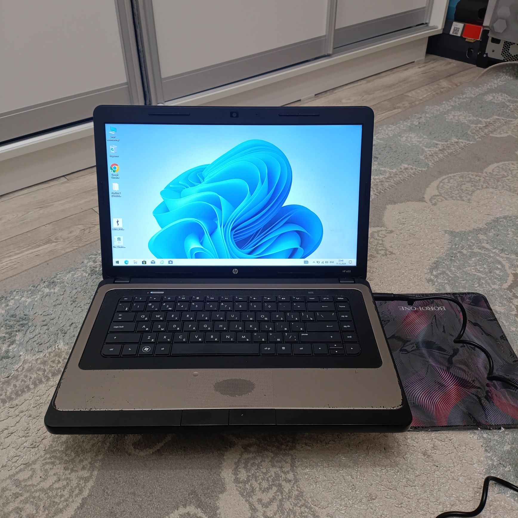 HP Notebook 15/Память-320ГБ/ОЗУ-4Гб/Windows 10/Мышка и Коврик