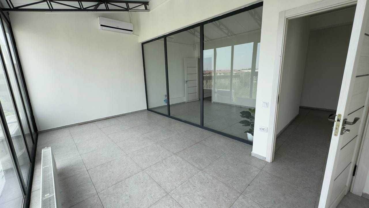 ул.Айбек МЦ Шох офис 168 м² +балкон 20 м² 5-этаж с лифтом евроремонт