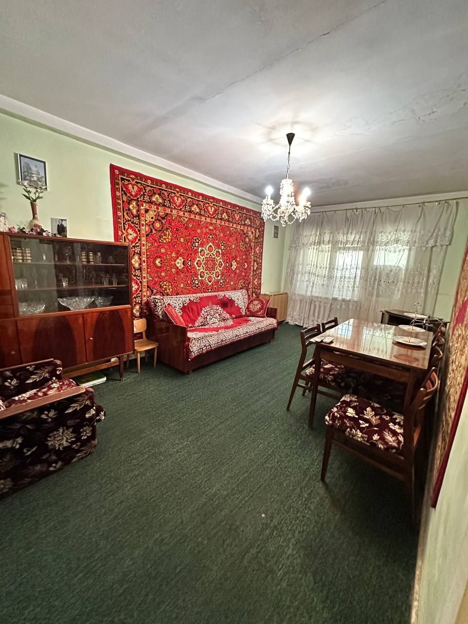 Продаётся 4/2/4  по улице Арнасай. Чиланзар.