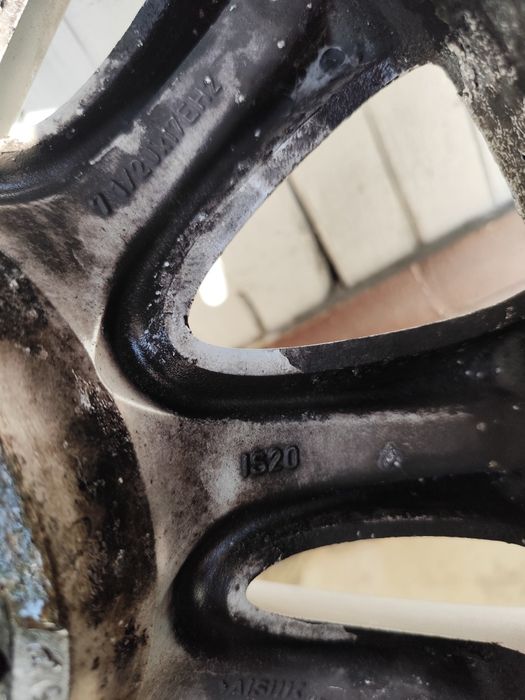 Джанти за BMW E60 E90 17" Style 116 зимни гуми 225 50 17