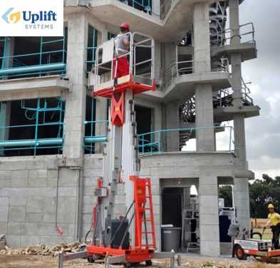 Двухмачтовая вертикальная подъёмная платформа (с выдвижными опорами)