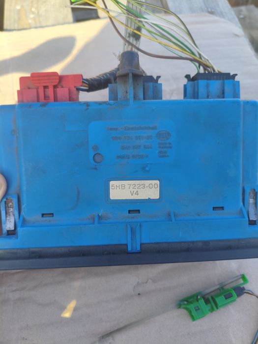 Части за Пасат 3-Б4 1.8 бензин 90 кс  Комби